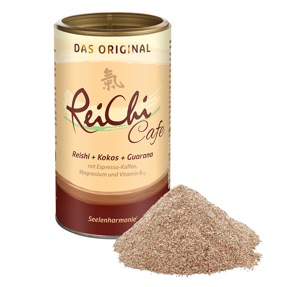 Dr. Jacob’s ReiChi Cafe Dose mit Reishi, Kokosnuss, Guarana, Espressokaffee, Magnesium und Vitamin B12, dazu ein kleiner Haufen des braunen Pulvers vor der Verpackung.