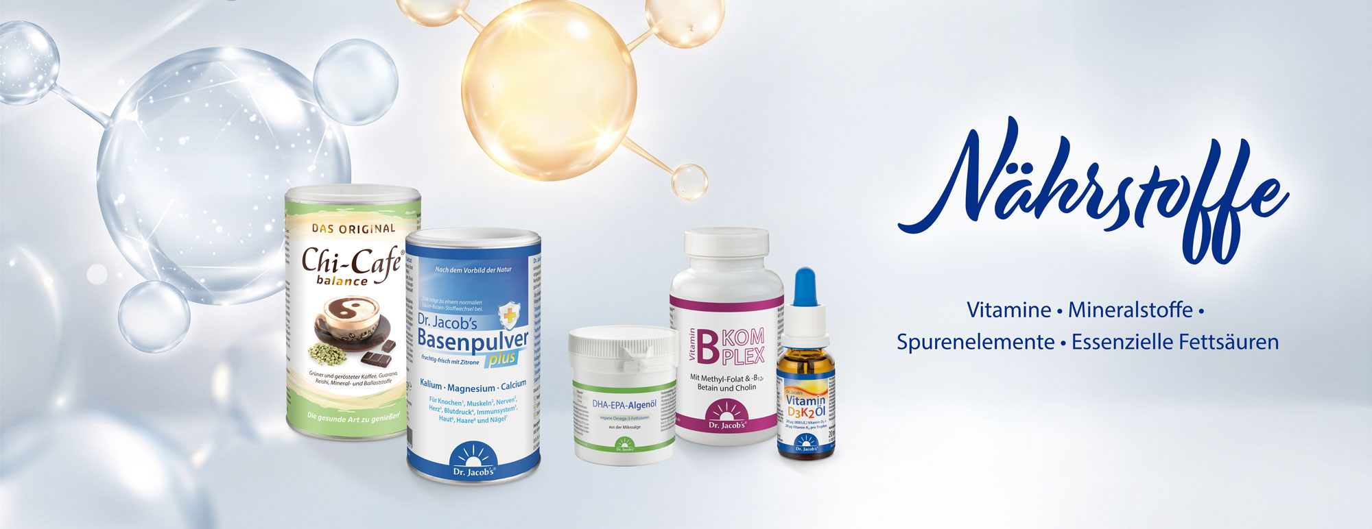 Eine Reihe von Ernährungsprodukten, darunter Dr. Jacob’s Basenpulver plus, Chi-Cafe Balance und Vitamin D3-Öl, dargestellt vor einem hellen Hintergrund mit molekularen Grafiken.