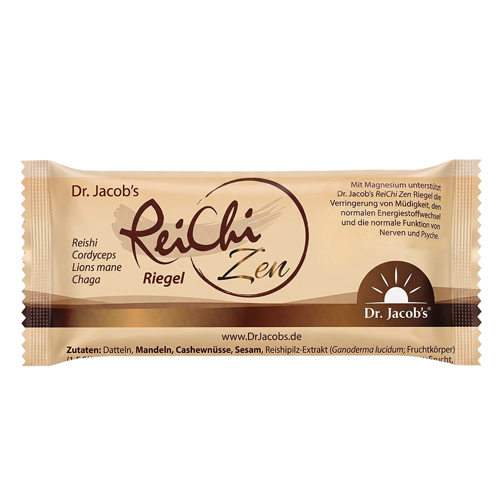 Dr. Jacob’s ReiChi Zen-Riegel in einer beigen Hülle mit Zutaten wie Reishi, Cordyceps, Löwenmähnen- und Chaga-Pilzen, mit Text zum Magnesiumgehalt und einer Zutatenliste, darunter Datteln, Mandeln, Cashewnüsse und Sesam.